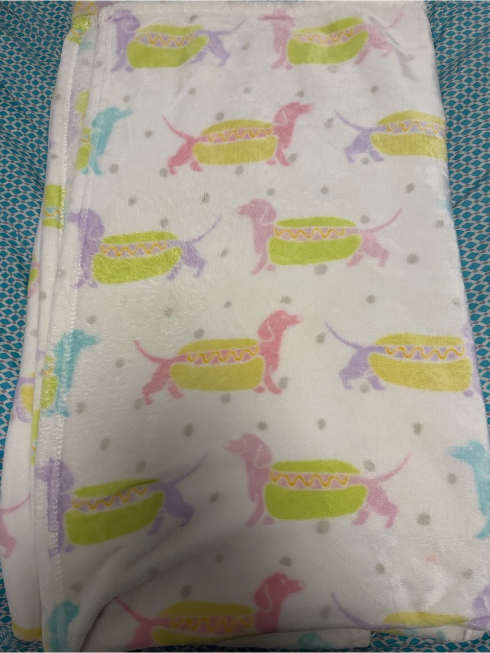 Pickle and Dot Dachshund throw